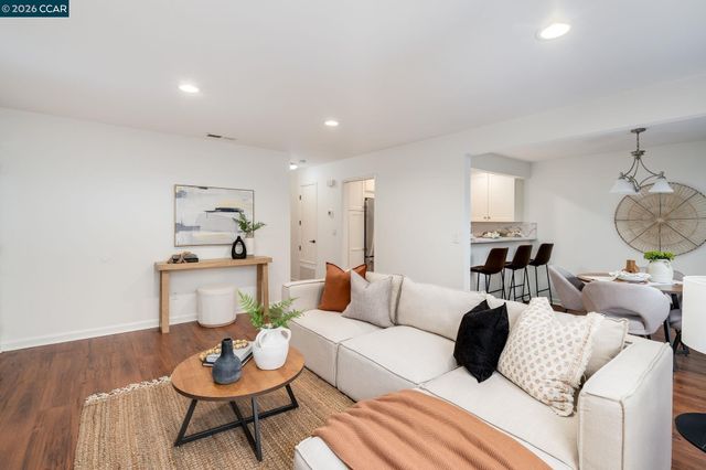 107 Compton Circle A, San Ramon, CA 94583