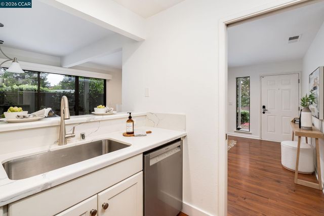 107 Compton Circle A, San Ramon, CA 94583