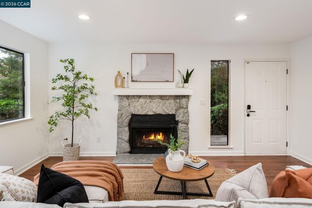 107 Compton Circle A, San Ramon, CA 94583