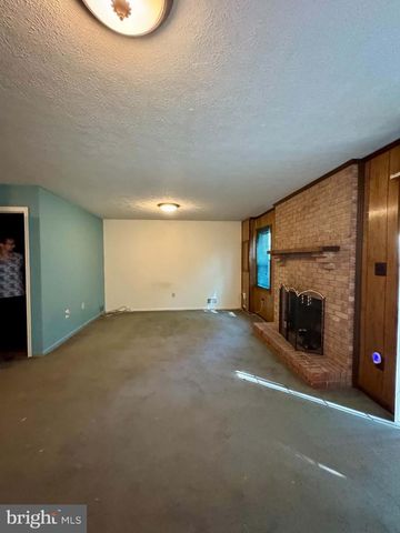 12501 SWEET LEAF TER, Fairfax, VA 22033