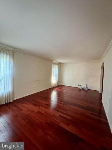 12501 SWEET LEAF TER, Fairfax, VA 22033