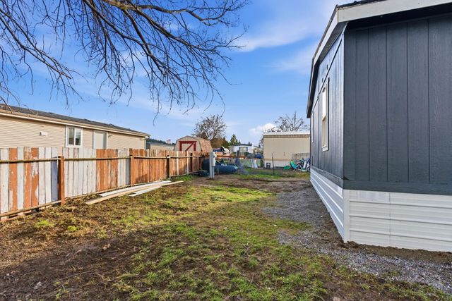 11705 N Wilson St, Spokane, WA 99021