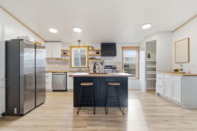 11705 N Wilson St, Spokane, WA 99021