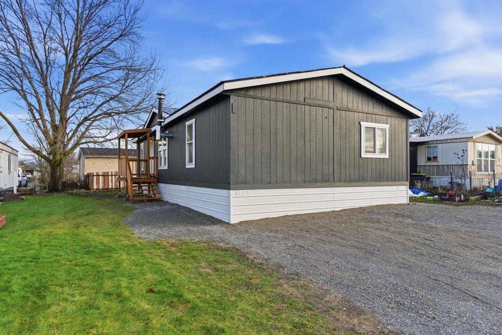 11705 N Wilson St, Spokane, WA 99021