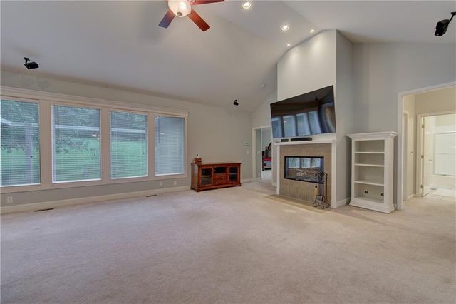 640 S 80 Street, Kansas City, KS 66111