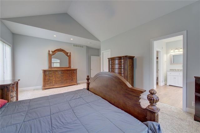 640 S 80 Street, Kansas City, KS 66111