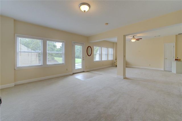 640 S 80 Street, Kansas City, KS 66111