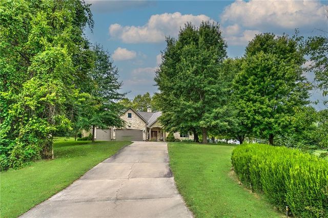 640 S 80 Street, Kansas City, KS 66111