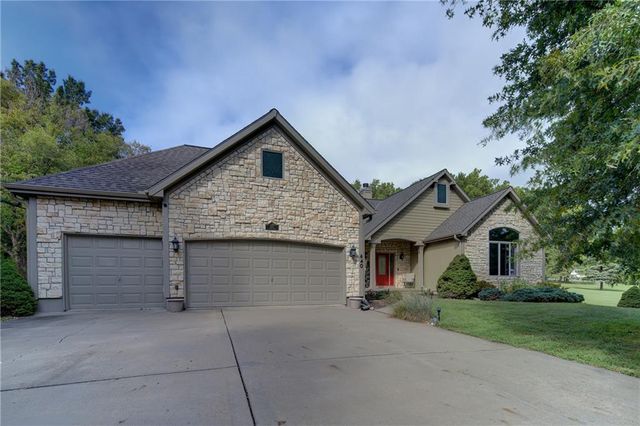640 S 80 Street, Kansas City, KS 66111