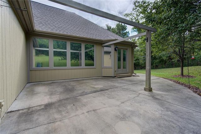 640 S 80 Street, Kansas City, KS 66111