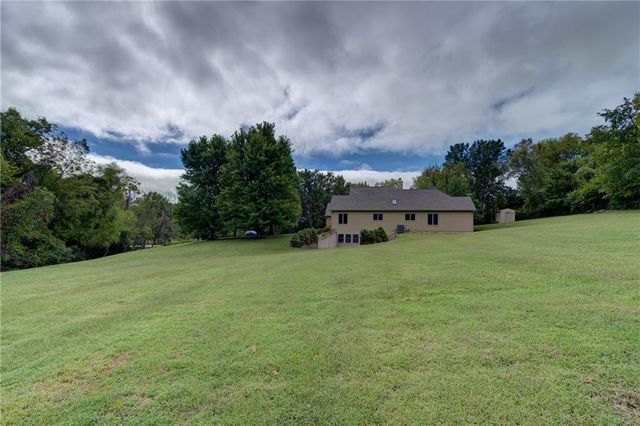 640 S 80 Street, Kansas City, KS 66111