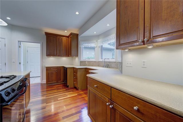 640 S 80 Street, Kansas City, KS 66111