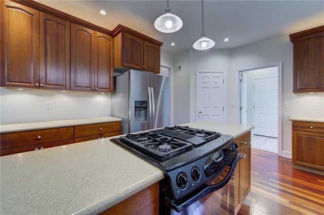 640 S 80 Street, Kansas City, KS 66111