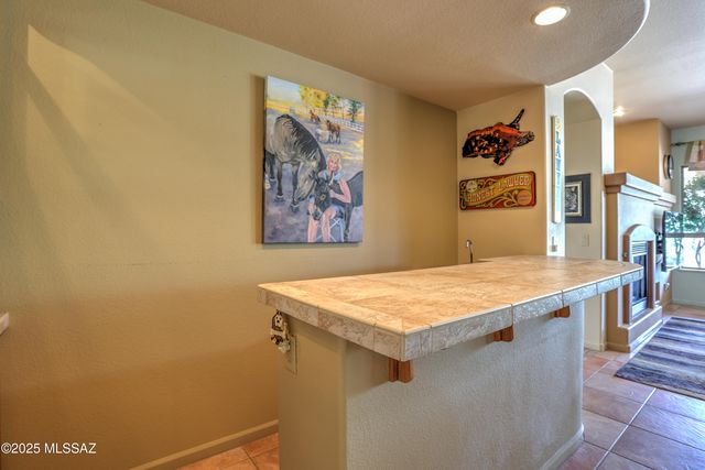 2303 E Desert Pueblo Pass, Green Valley, AZ 85614