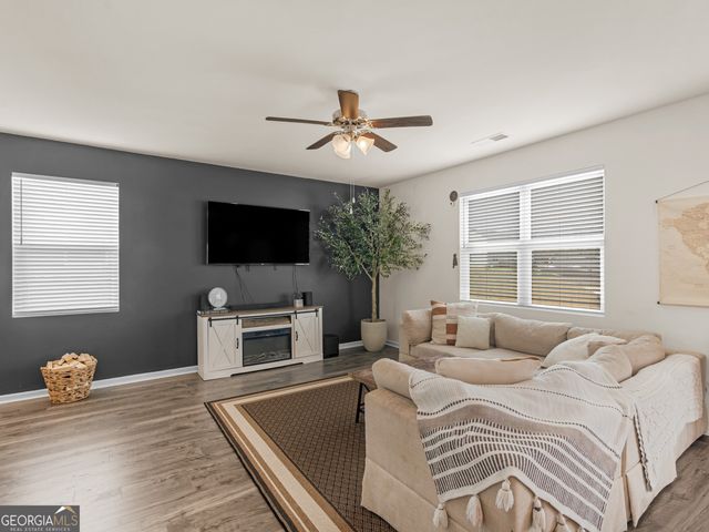 205 Montgomery Drive, Stockbridge, GA 30281