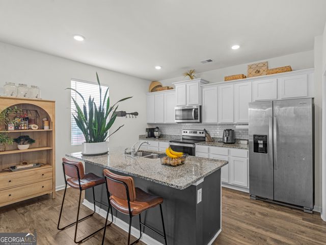 205 Montgomery Drive, Stockbridge, GA 30281