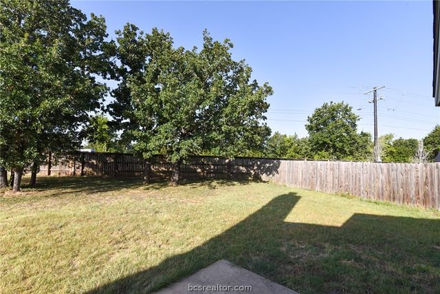 902 Trellis Gate Court, College Station, TX 77845