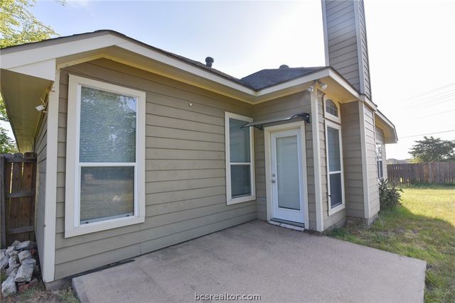 902 Trellis Gate Court, College Station, TX 77845