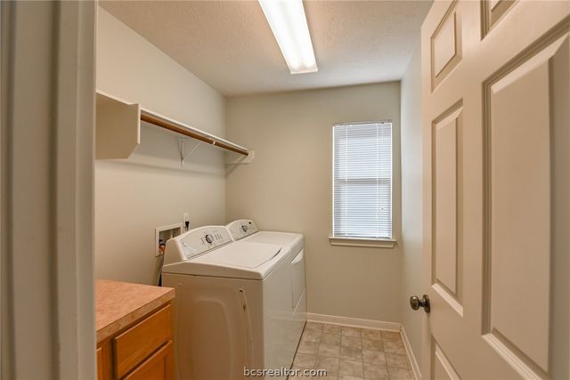 902 Trellis Gate Court, College Station, TX 77845