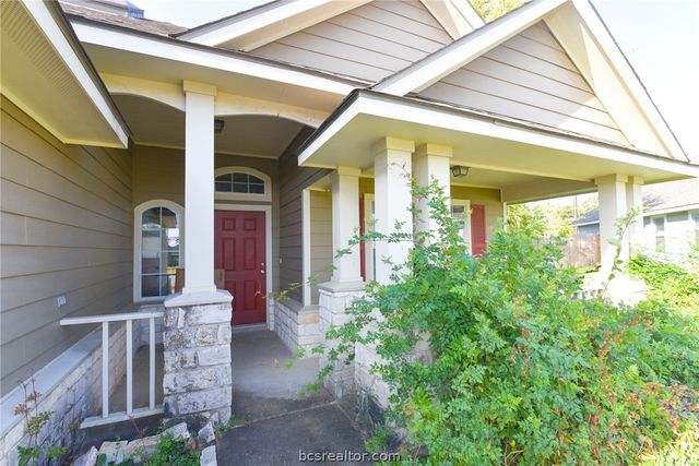 902 Trellis Gate Court, College Station, TX 77845