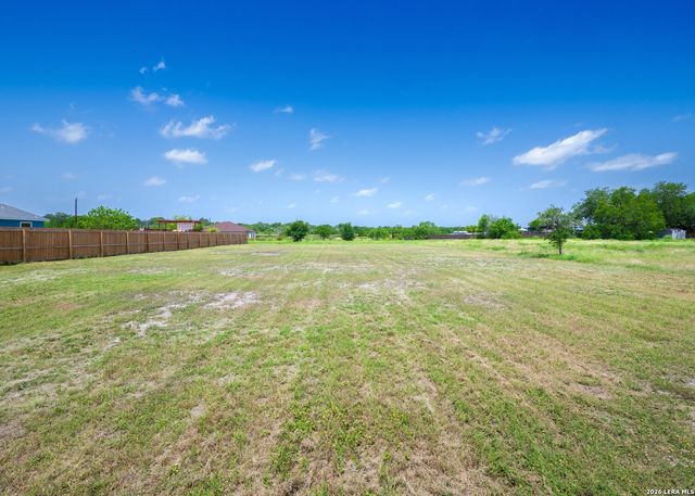1523 Logwood Ave, San Antonio, TX 78221