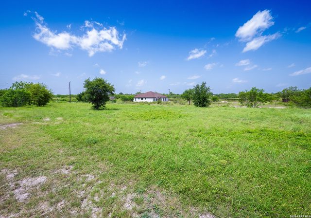 1523 Logwood Ave, San Antonio, TX 78221