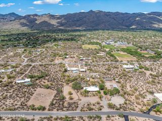 10961 E Roger Road, Tucson, AZ 85749