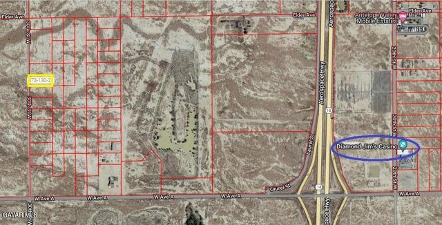 W 30th Street, Rosamond, CA 93560