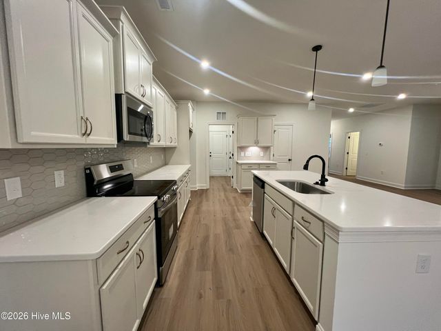 732 Riverbirch Drive, Vass, NC 28394