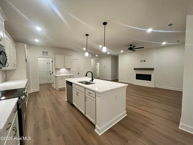 732 Riverbirch Drive, Vass, NC 28394