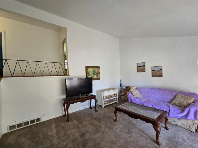 15944 Vera Court, Oak Forest, IL 60452