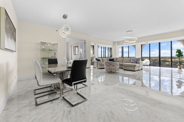 7578 Regency Lake Drive 802, Boca Raton, FL 33433