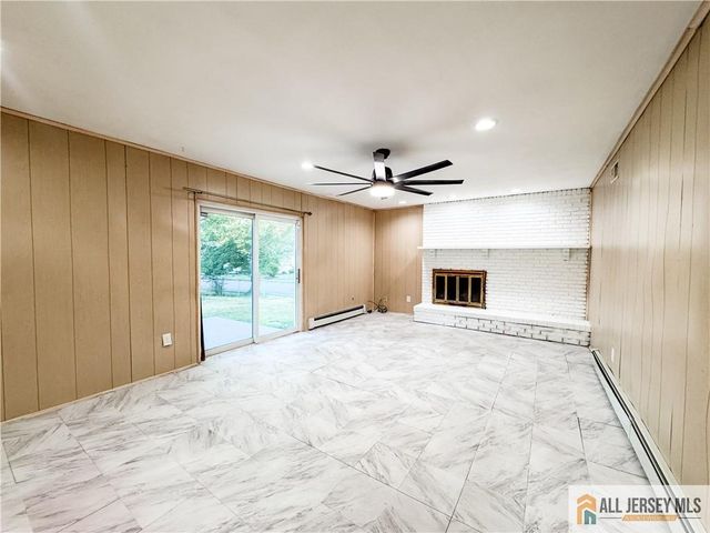 742 Grove Avenue, Edison, NJ 08820
