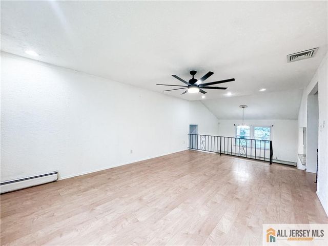 742 Grove Avenue, Edison, NJ 08820