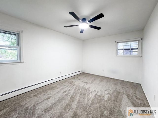 742 Grove Avenue, Edison, NJ 08820