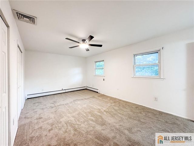 742 Grove Avenue, Edison, NJ 08820