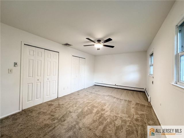 742 Grove Avenue, Edison, NJ 08820
