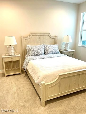 2555 Seychelles DR 402, Naples, FL 34112