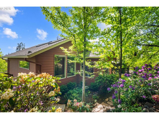 3363 BENTLEY Ave, Eugene, OR 97405