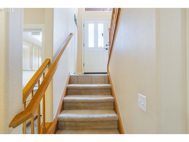 3363 BENTLEY Ave, Eugene, OR 97405