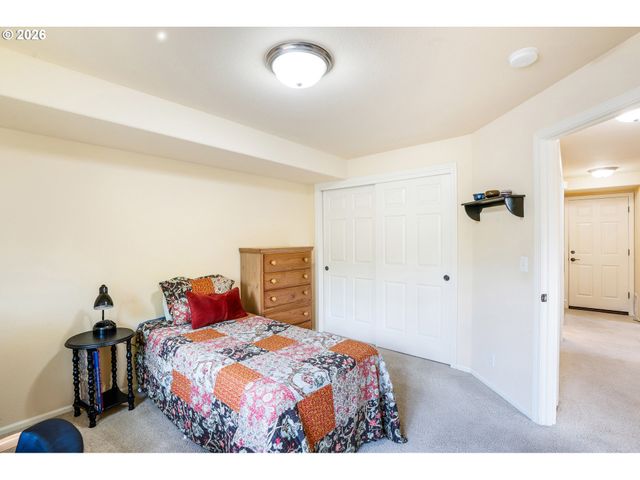 3363 BENTLEY Ave, Eugene, OR 97405