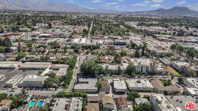 5449 Bellingham Avenue, Valley Village, CA 91607