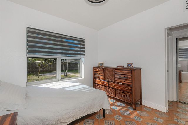 330 SW 20th Street, Fort Lauderdale, FL 33315