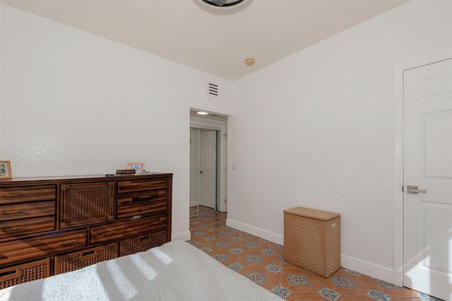 330 SW 20th Street, Fort Lauderdale, FL 33315