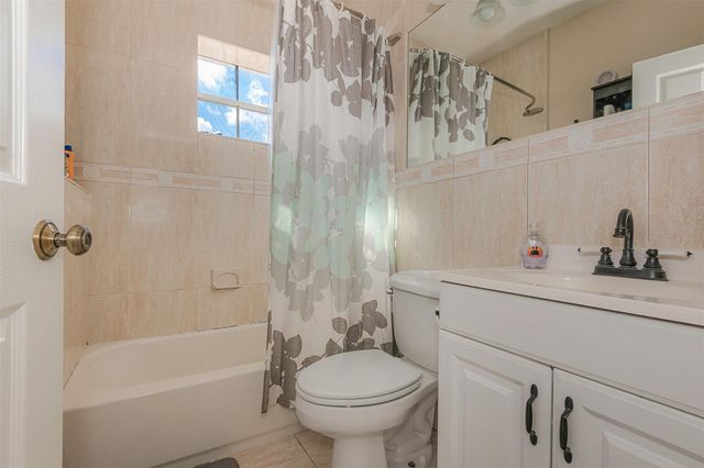 330 SW 20th Street, Fort Lauderdale, FL 33315