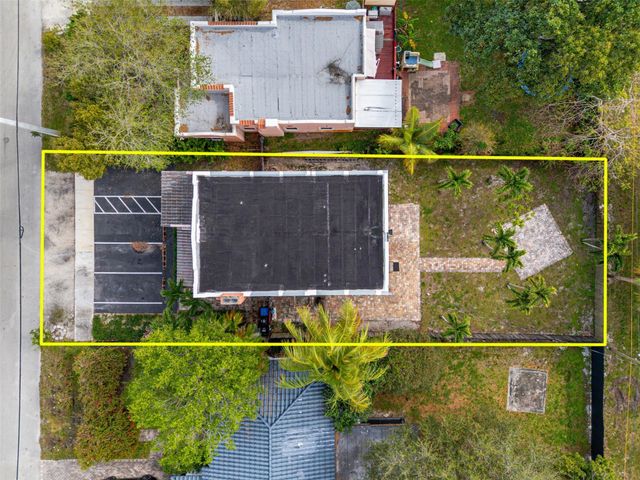 330 SW 20th Street, Fort Lauderdale, FL 33315