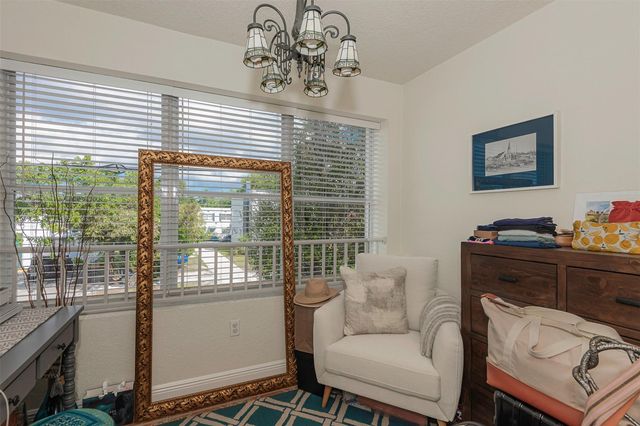 330 SW 20th Street, Fort Lauderdale, FL 33315