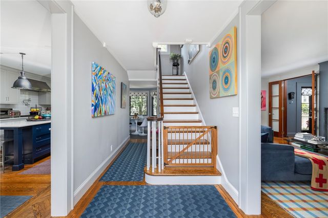 41 Hunter Avenue, Newport, RI 02840