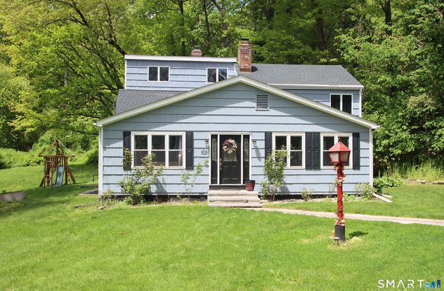 440 Dunbar Hill Road, Hamden, CT 06514