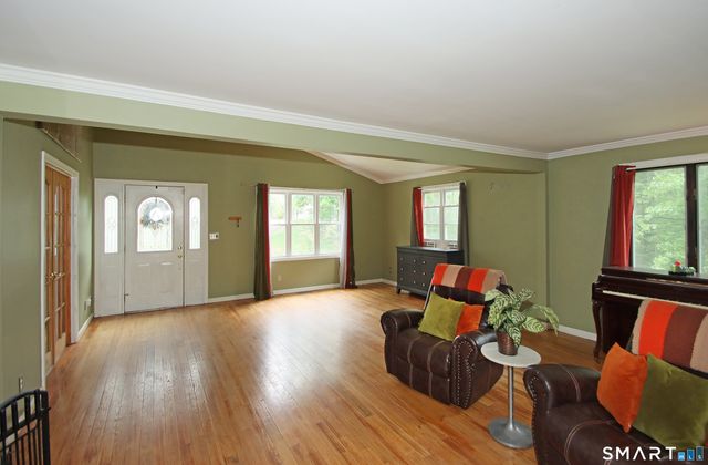 440 Dunbar Hill Road, Hamden, CT 06514